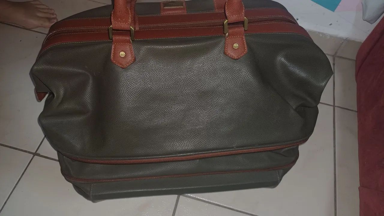 Bolsa de viagem couro resistente - Foto 4