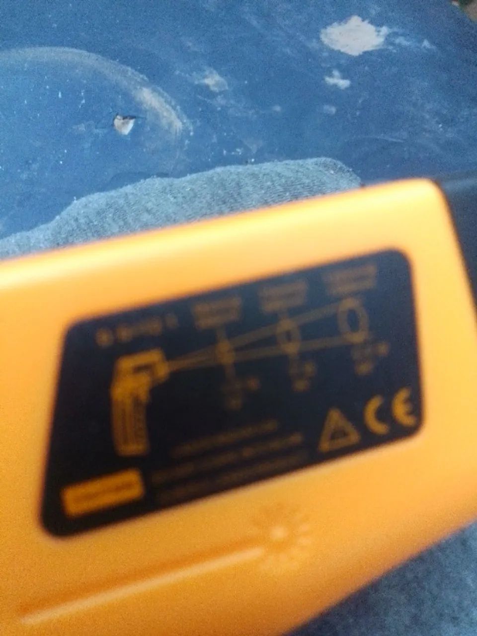 TERMÔMETRO DIGITAL INFRAVERMELHO COM MIRA LASER... MEDIDOR DE TEMPERATURA  - Foto 2