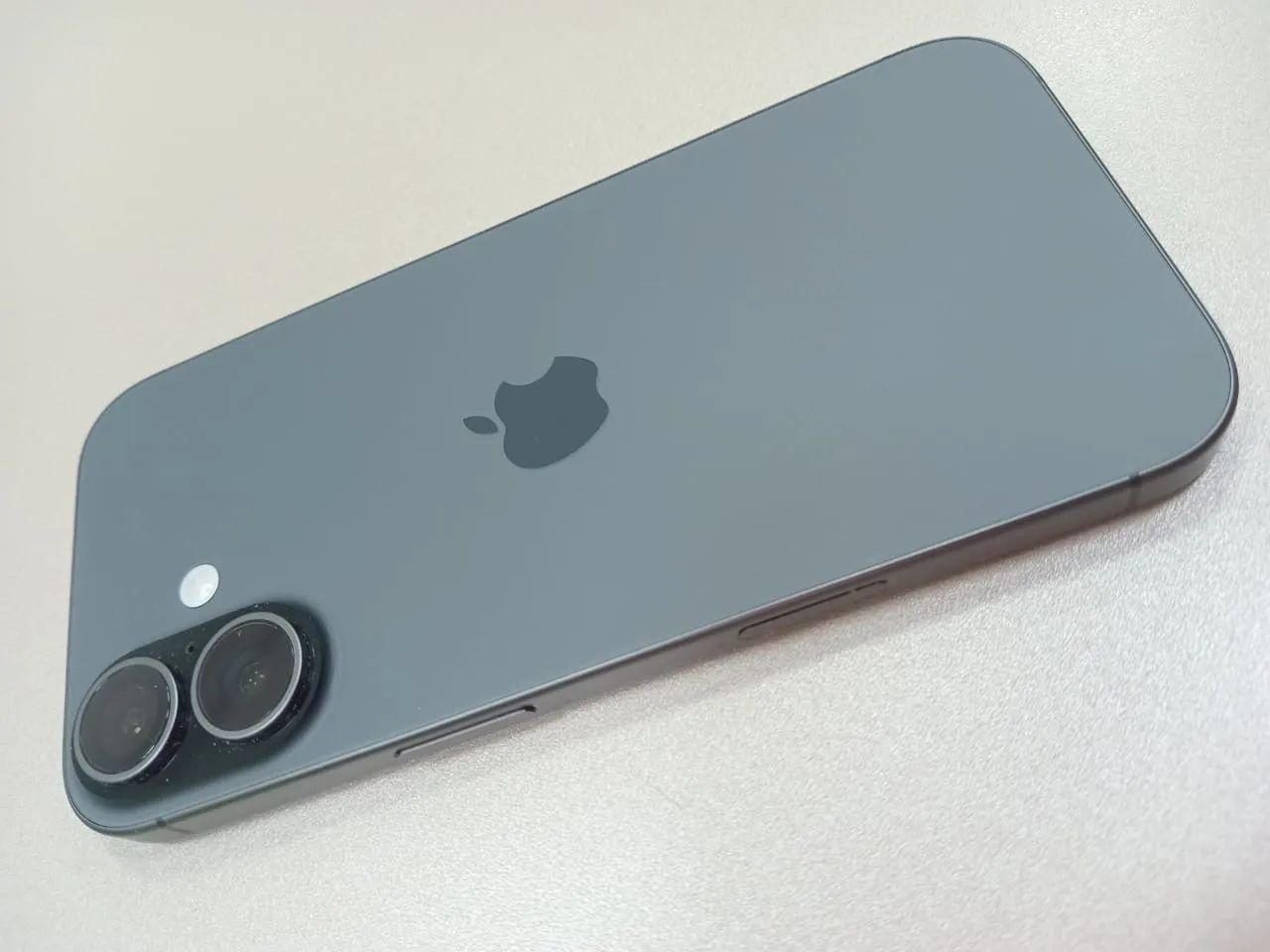 iPhone 17 - R$5.000 - Foto 2