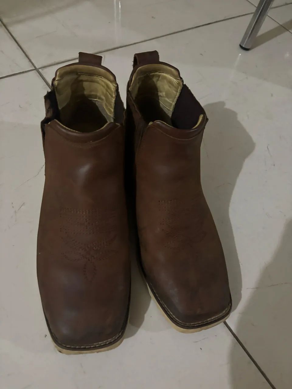 Botina em Couro legítimo Zebu 