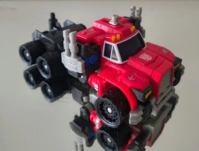 Figure Transformers Cybertron Optimus Prime, completo e original Hasbro, Galaxy Force - Foto 2