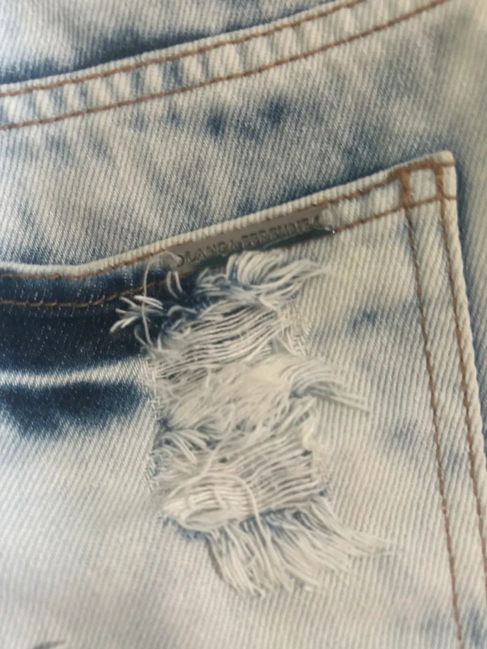 Short jeans marca lança perfume  - Foto 3