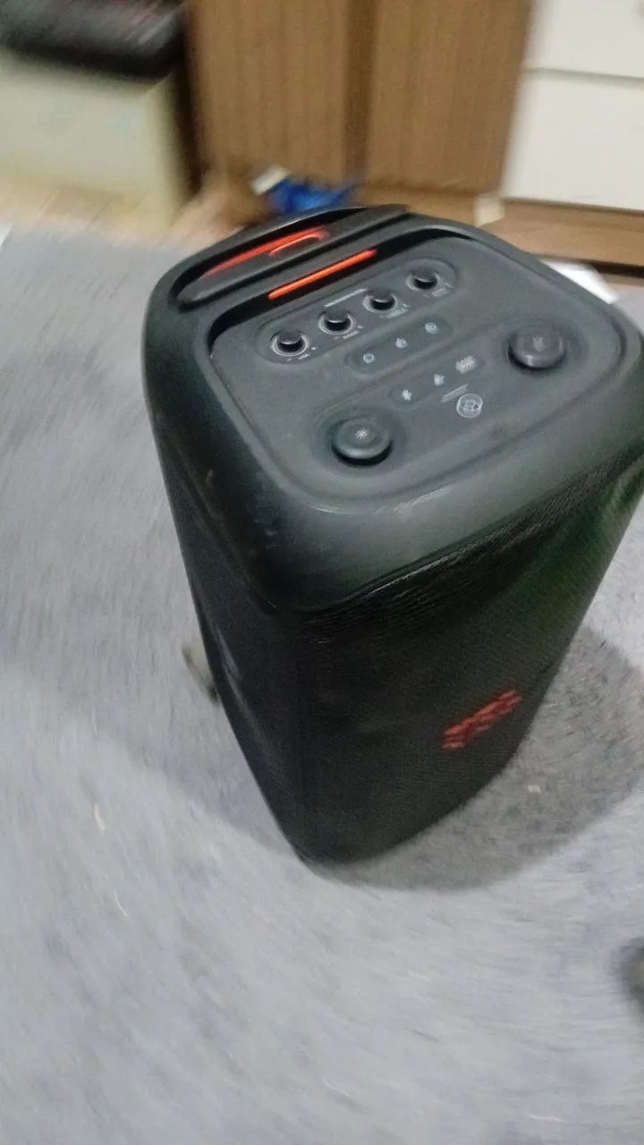 Caixa de Som JBL 320