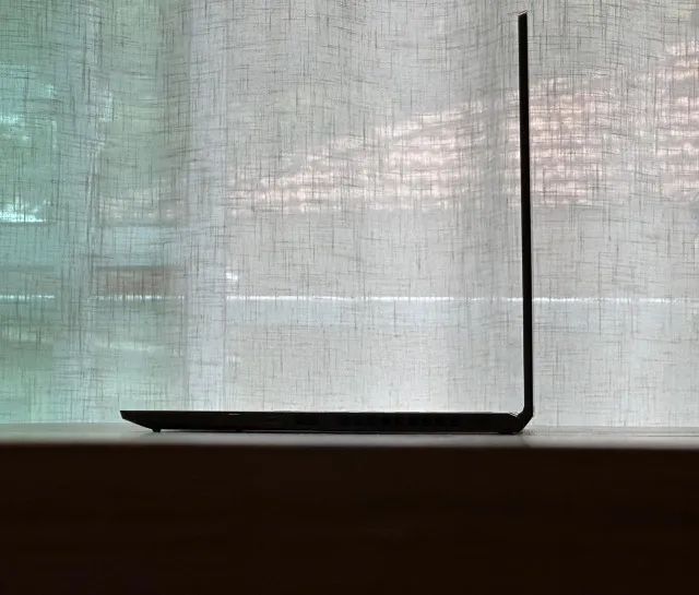 Ultrabook Lenovo ThinkPad X1 Yoga 4th Gen + Brind e Acessórios - Foto 3