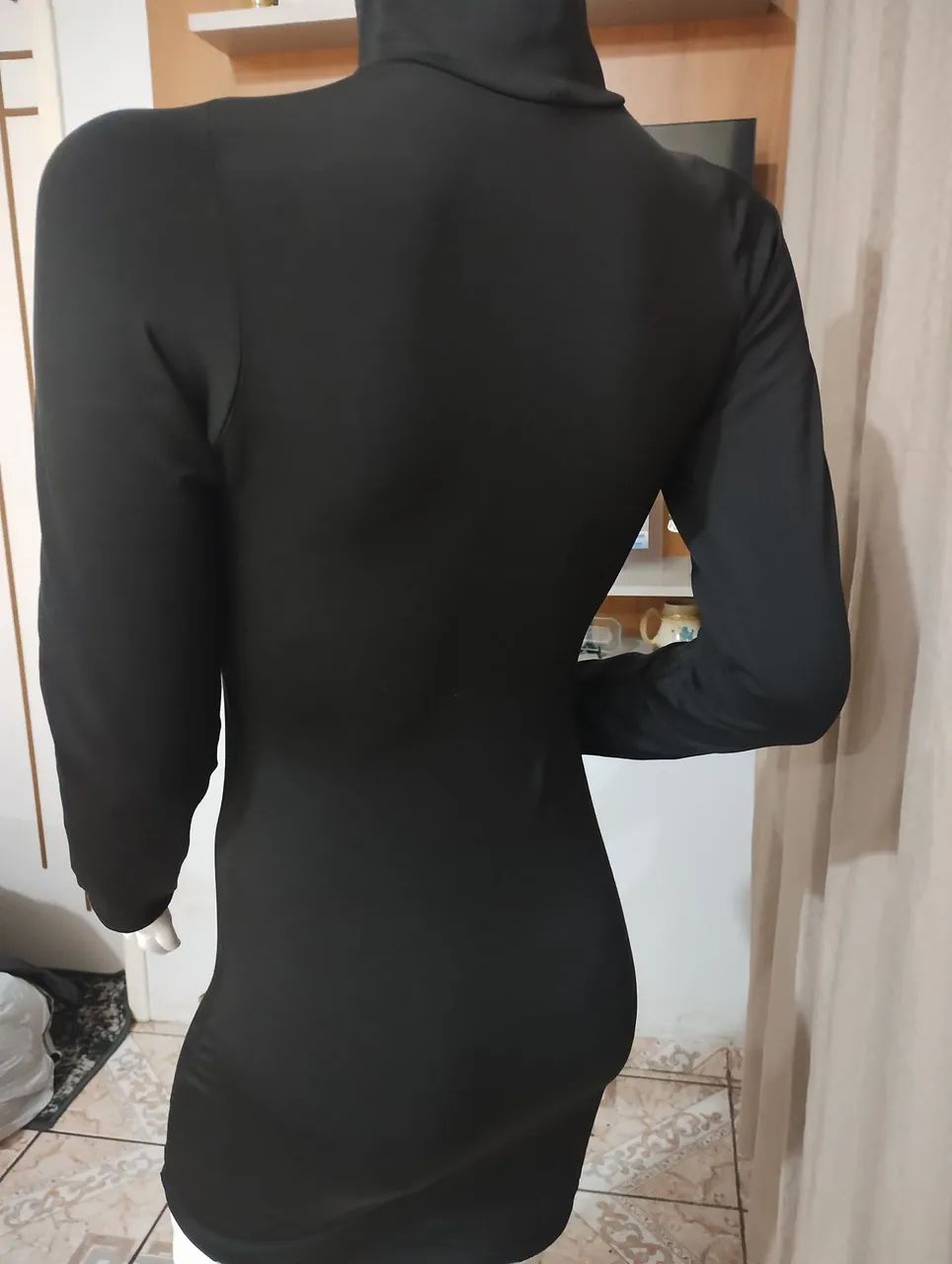 Vestido Preto com Gola maddy - Foto 3