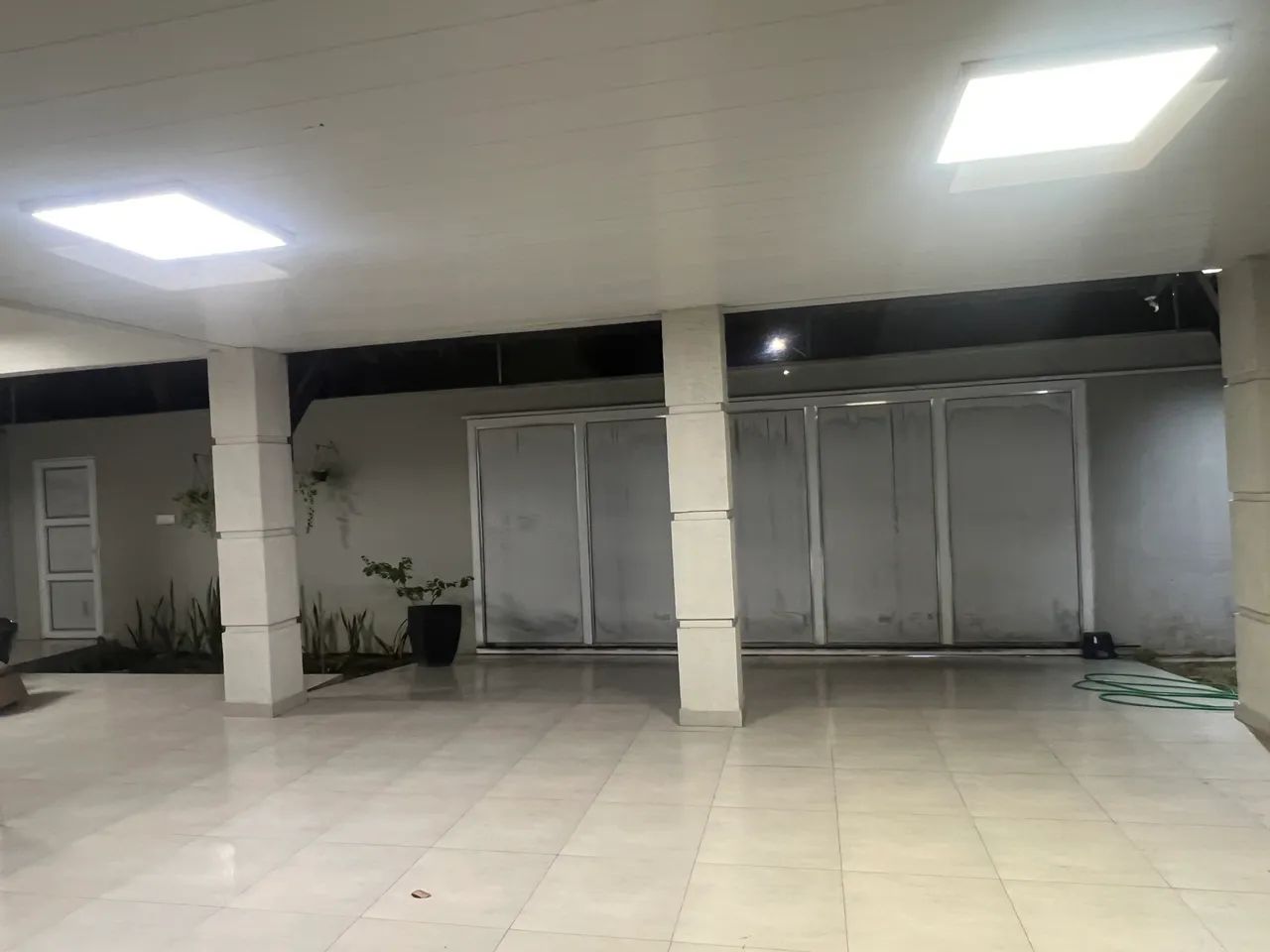 VENDO CASA EM DOIS LOTES - Foto 4