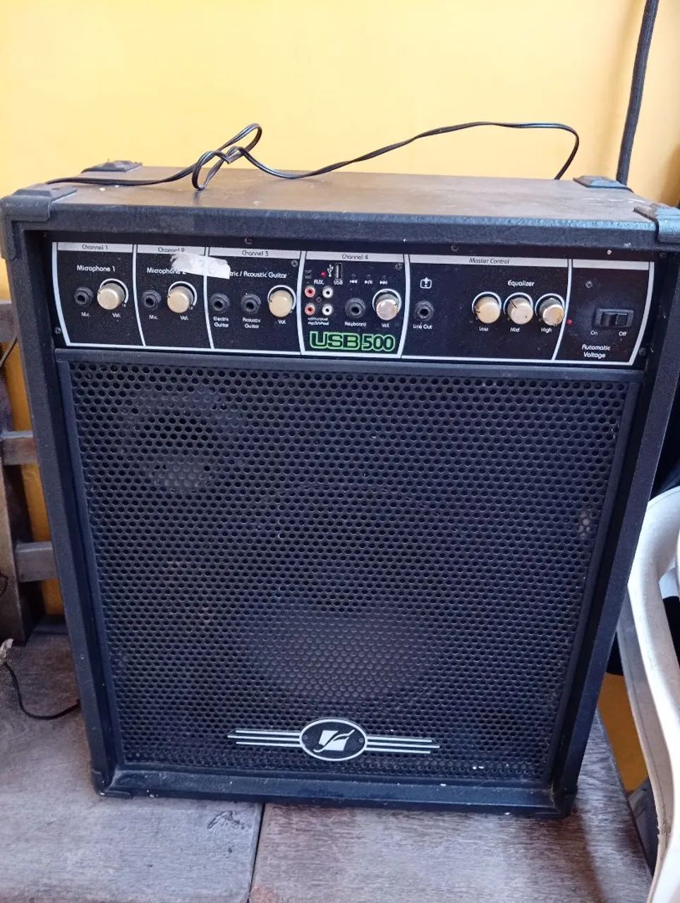 Caixa amplificada 