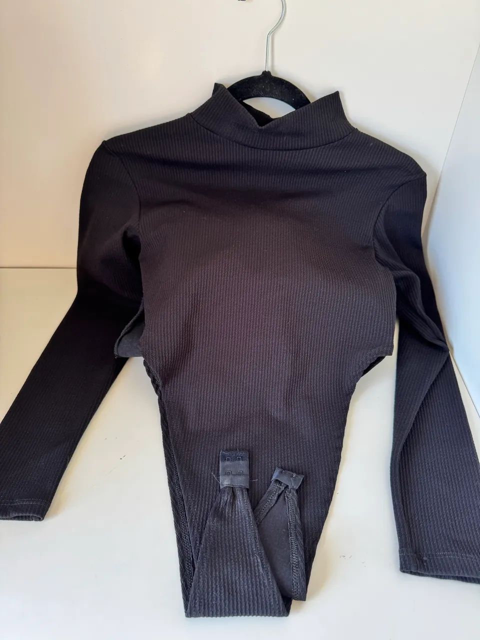 body cavado preto gola alta - Foto 2