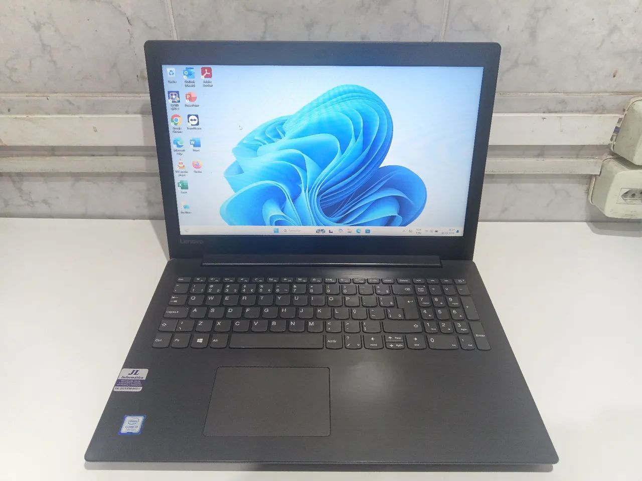 Notebook Lenovo i3-7020 - Foto 2