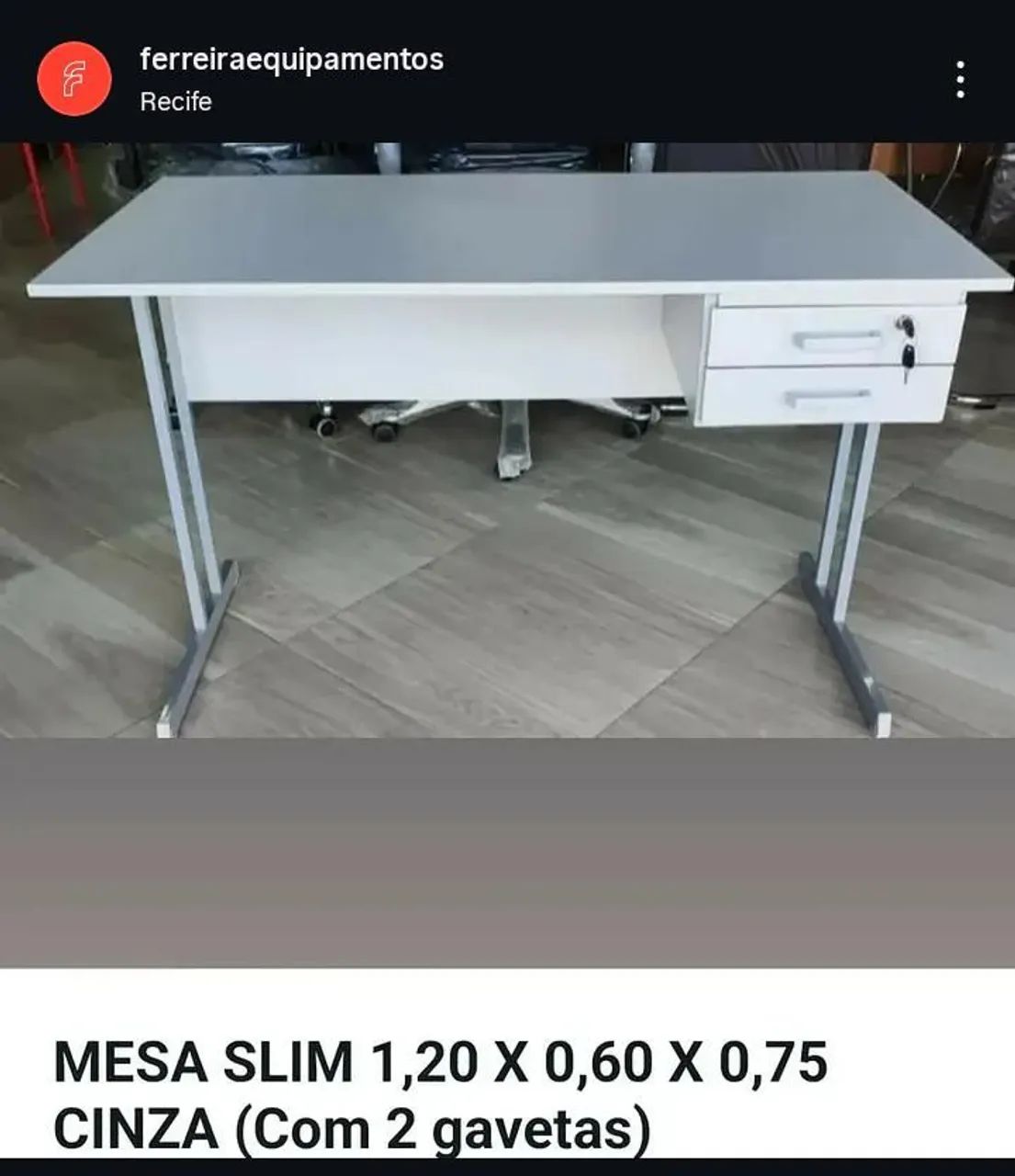 Mesa com gavetas novas pronta entrega 