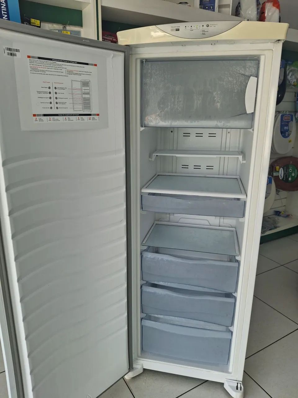 Vendo freezer vertical  - Foto 2