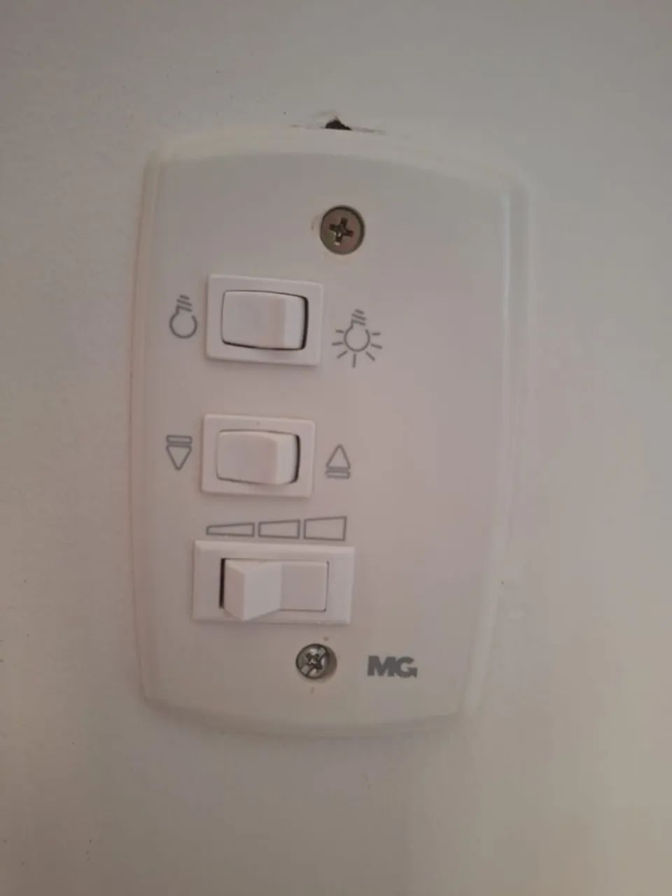 Ventilador de teto com defeito - Foto 3