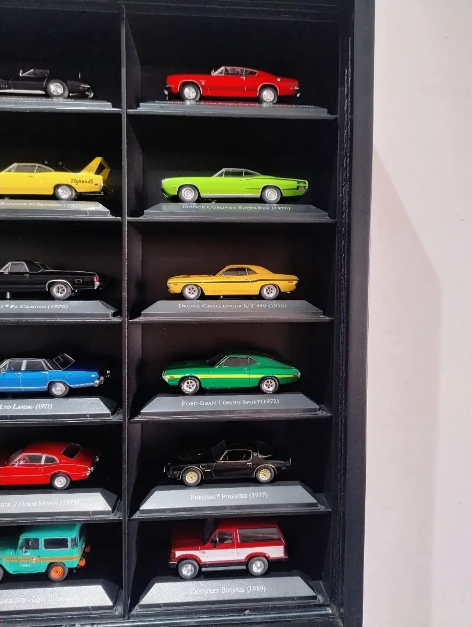 Miniaturas escala 1:43 Clássicos  - Foto 5