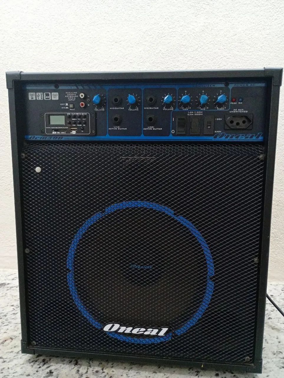 Caixa Amplificada Multiuso Oneal OCM 390(com Bluetooth)