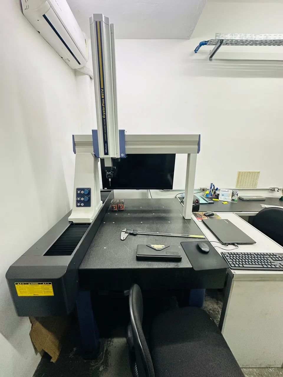 TRIDIMENSIONAL MITUTOYO CRYSTA-PLUS M574 - Foto 5