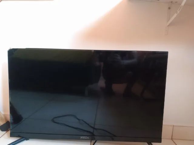 Televisão marca ikeda para retirada de peças 