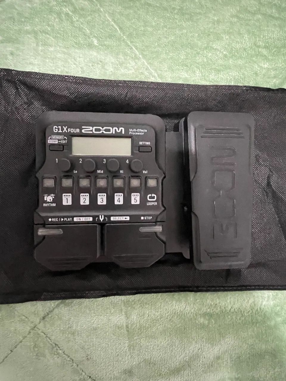 Pedaleira Zoom G1X Four - Foto 4