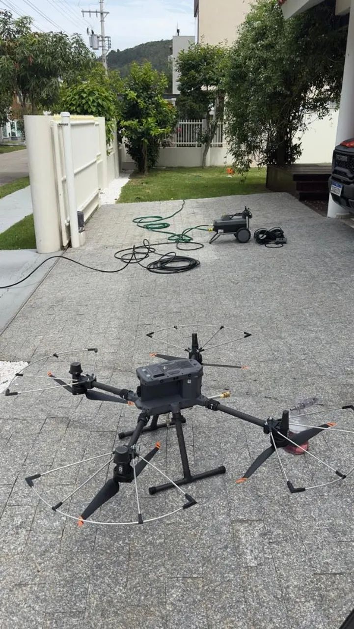 Drone de limpeza predial DJI - Foto 4