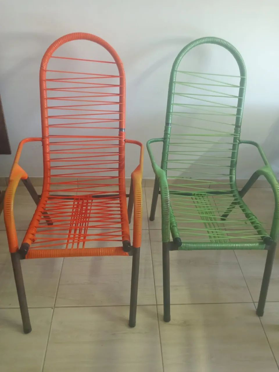 Cadeiras de ferro 