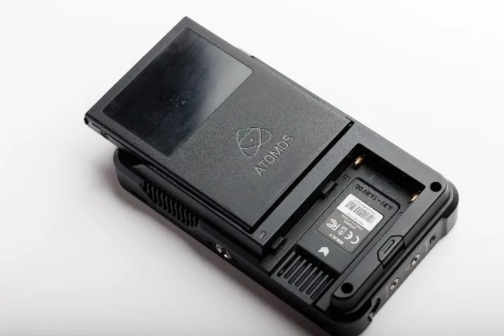 Monitor Atomos Ninja V - Acessórios para Câmeras e Filmadoras
