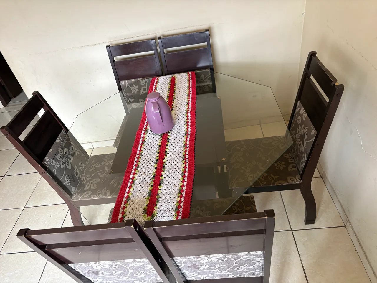 Mesa com 6 cadeiras - Foto 2