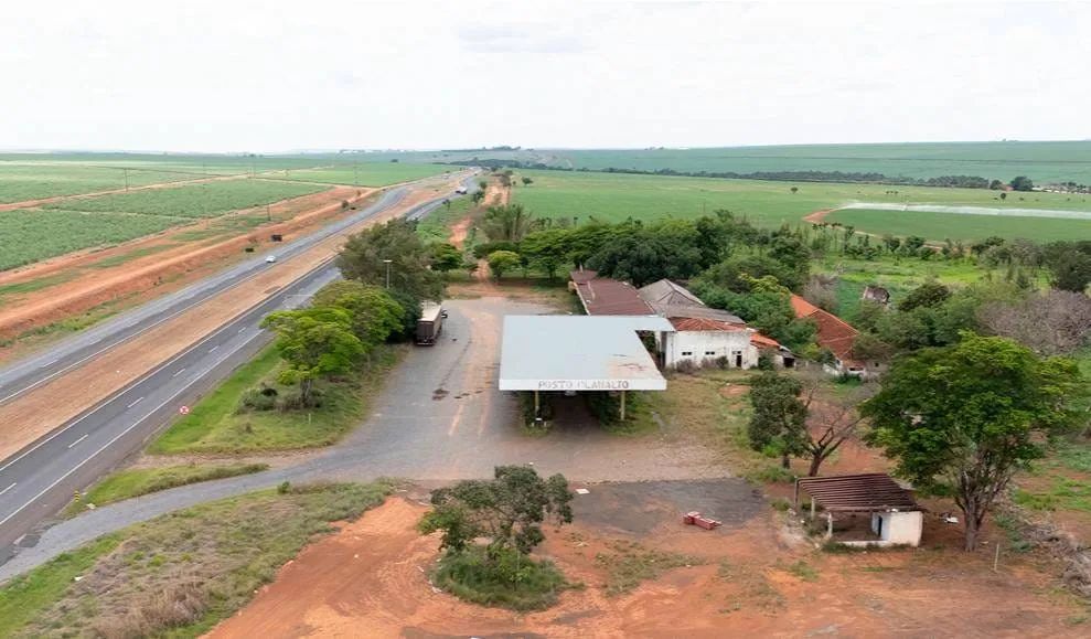 Área com 28.000m² à venda, Morrinhos, Morrinhos, GO - Foto 2