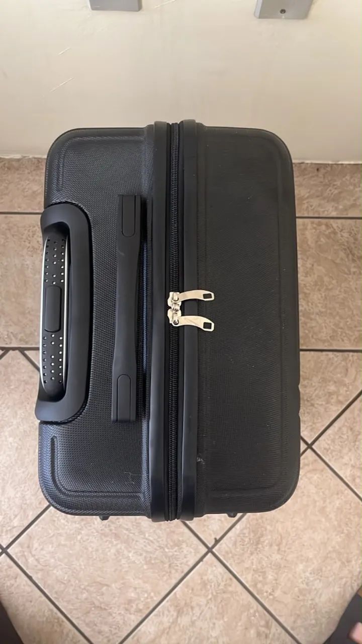 Mala de viagem preta M 32? - Foto 3