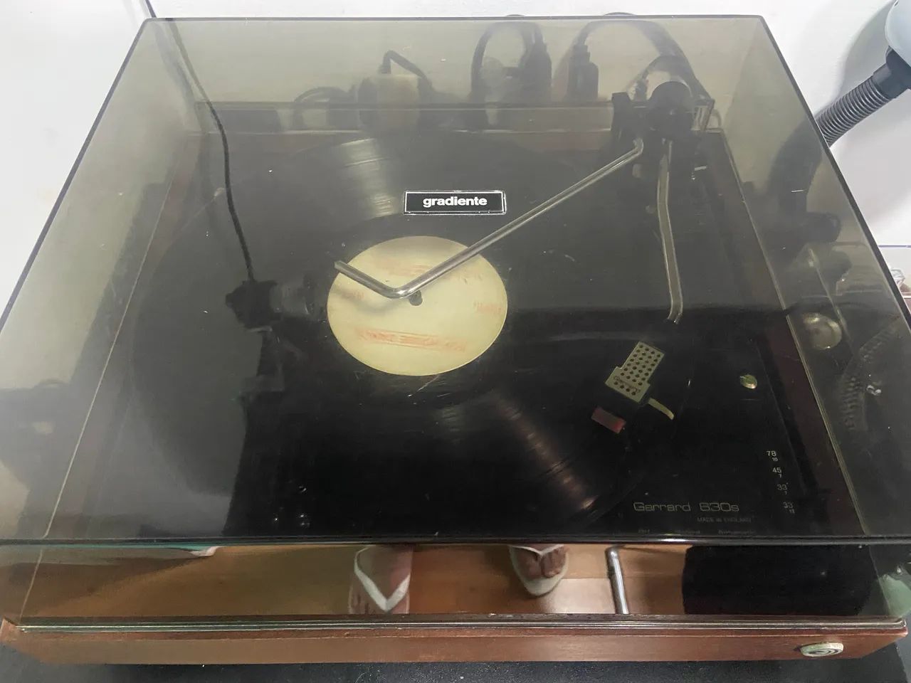 Toca- discos Gradiente Garrard 630s  - Foto 5