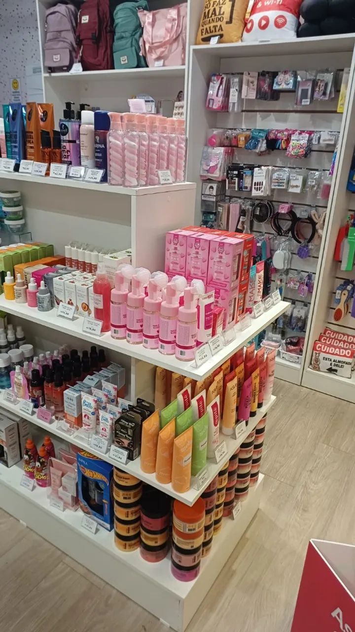 Lote Profissional de Maquiagens e Cosméticos - Marcas Variadas - Para Revenda - Foto 3