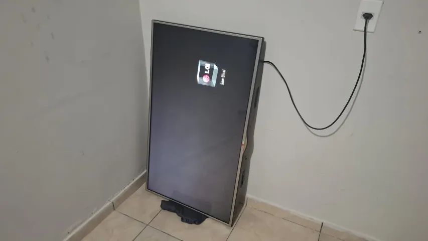 Televisão LG 49 Polegadas (Não é Smart)