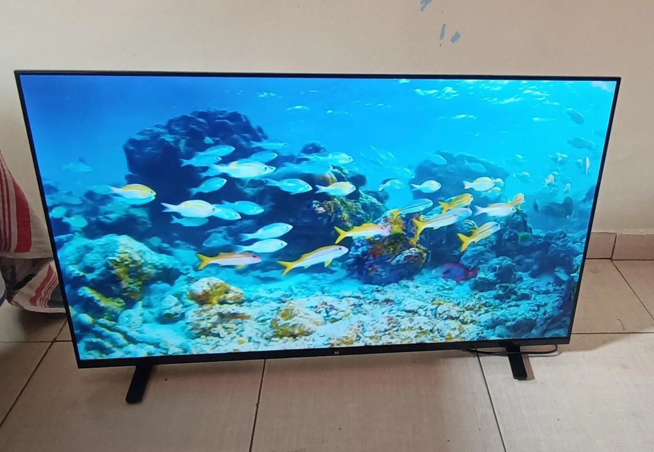 TV SMARTTV ANDROID  VALOR NO PV TIRAR QUALQUER DÚVIDAS 