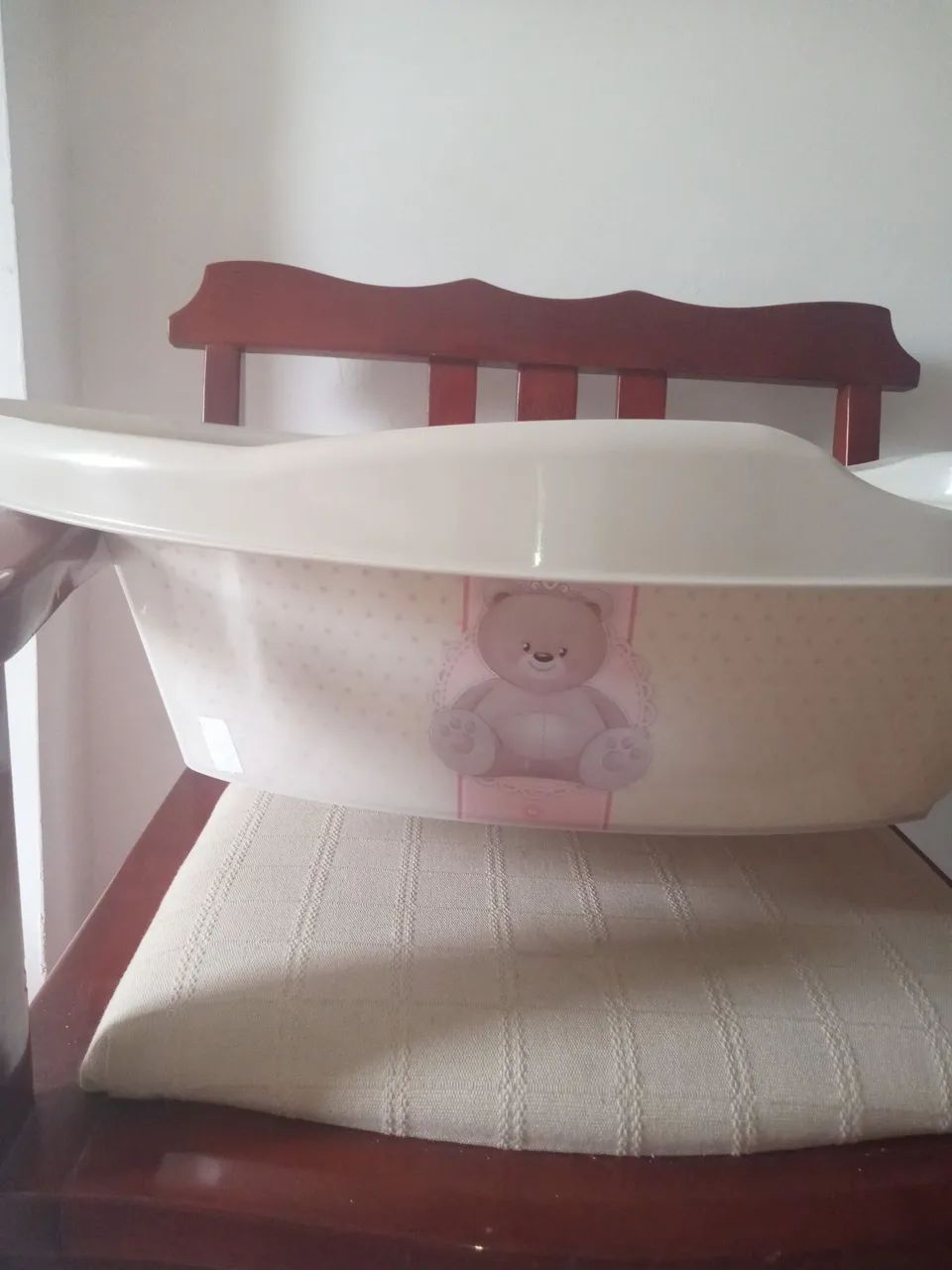 Banheira para bebê Semi nova.