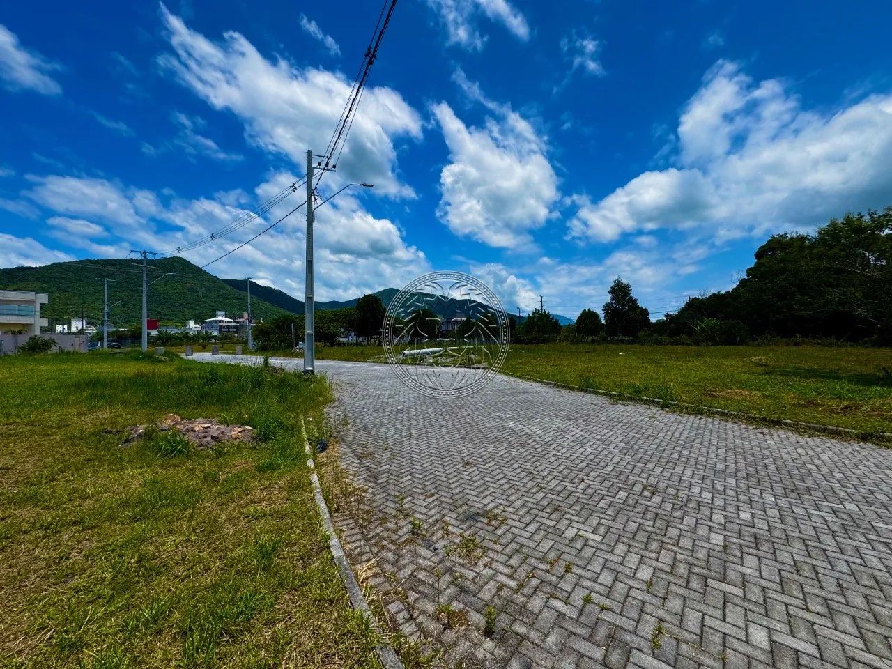Terreno à Venda no Ribeirão da Ilha - 442,79 m²