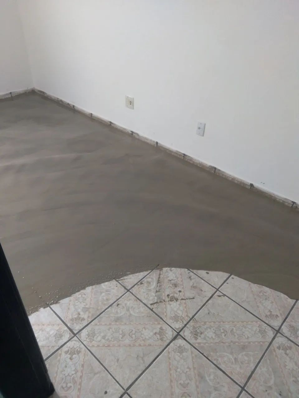INSTALAÇÃO DE PISO VINILICO  - Foto 4