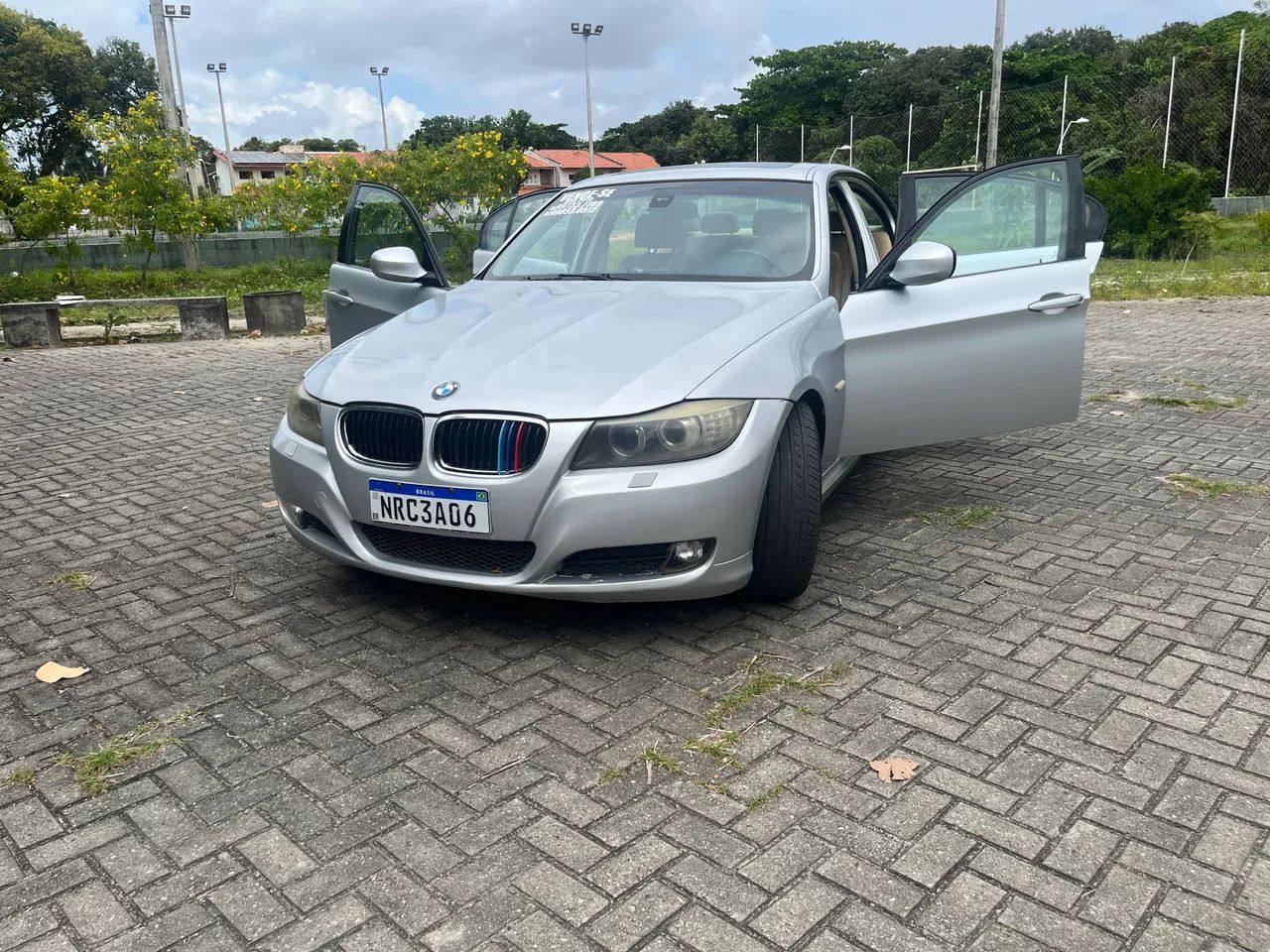 BMW 320I A 2010 - Foto 4
