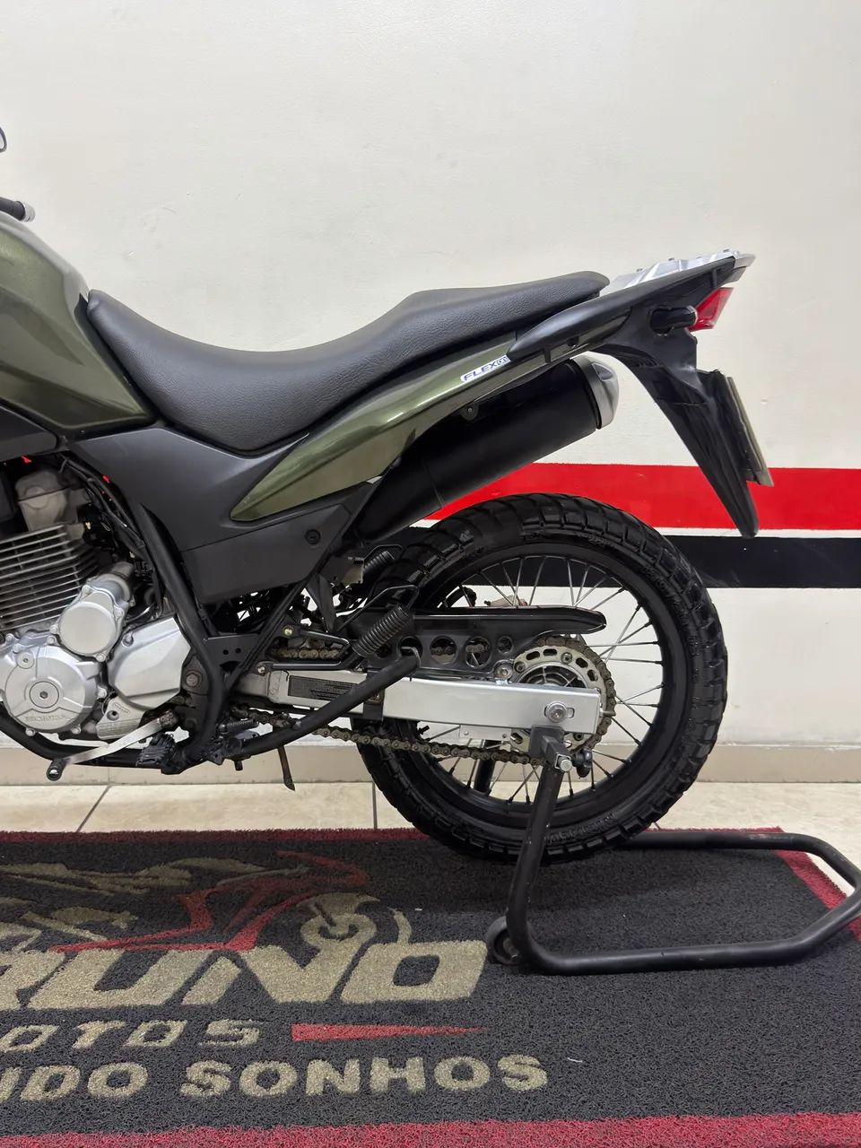 XRE 300c 2017  MUITO NOVA  ( DIVIDO EM 24 VEZES NO CARTÃO ) - Foto 12