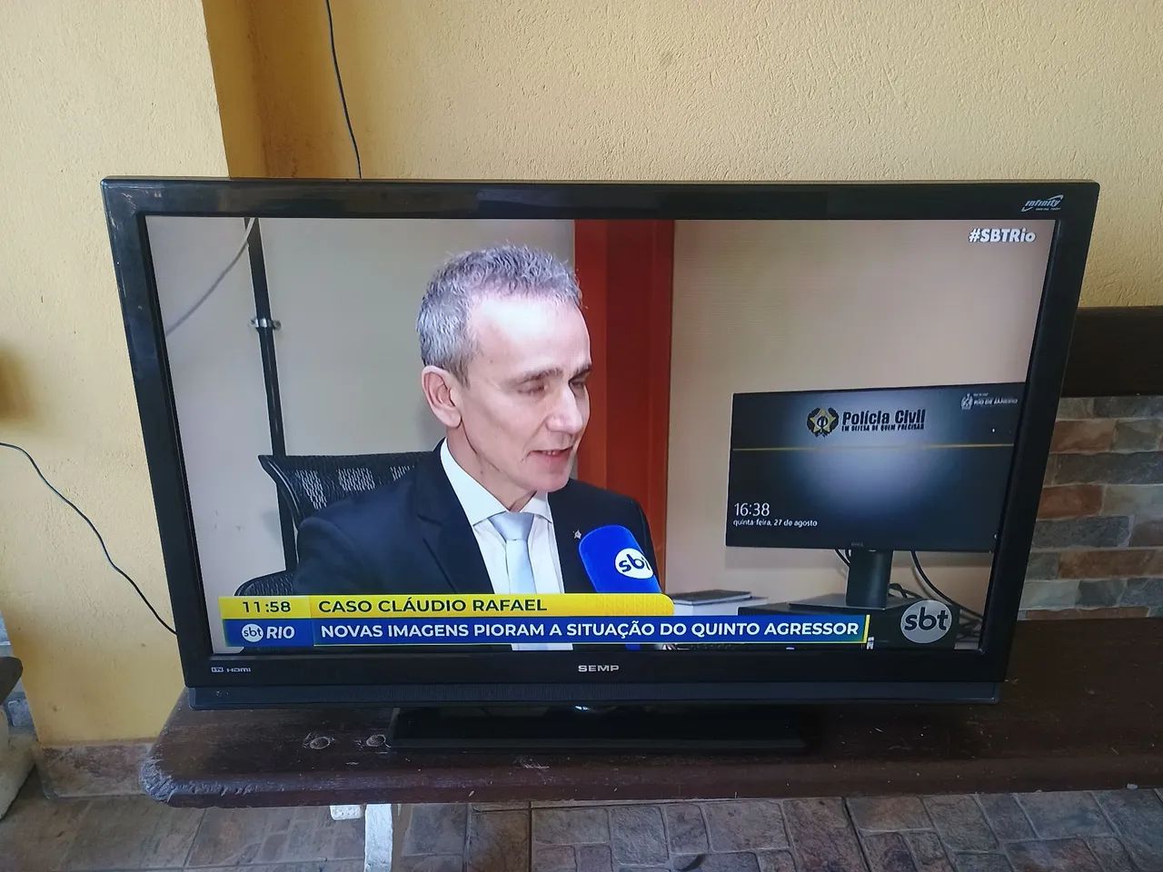 TV Semp Toshiba 42 polegadas  - Foto 3