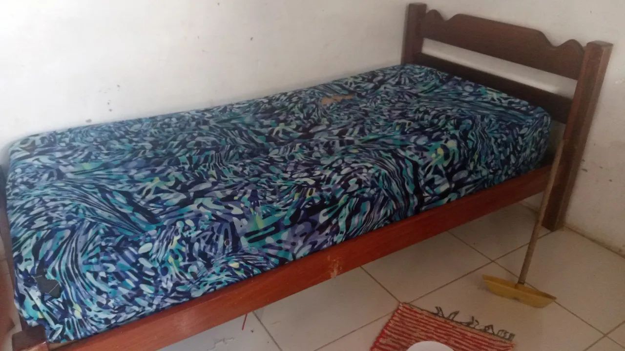 Cama de solteiro 