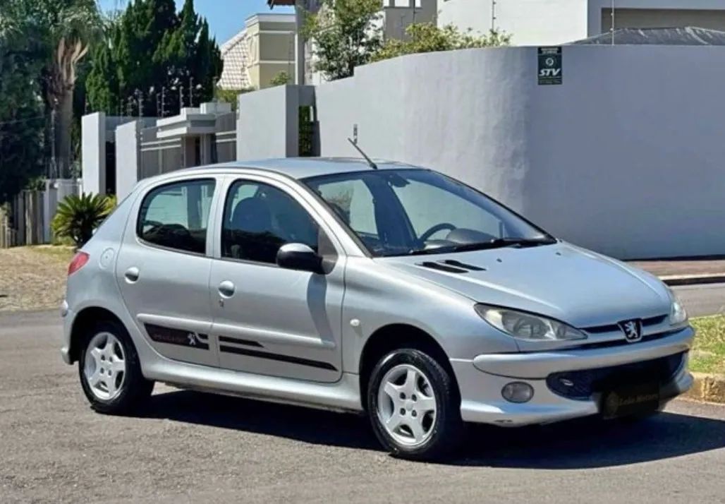 Peugeot 206 Techno/ Feline 1.6/ 1.6 Flex 16V 5P 2004