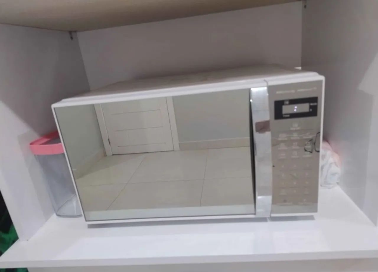 Microondas 21L Panasonic 