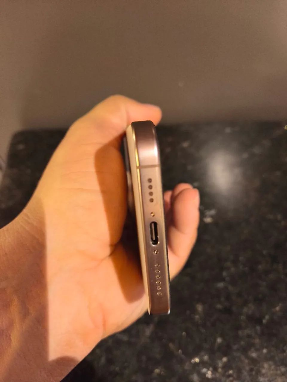 VENDO IPHONE 16 PRO MAX 256 GB GRAVATÁ PERNAMBUCO 4 MESES DE USO. *67 - Foto 2