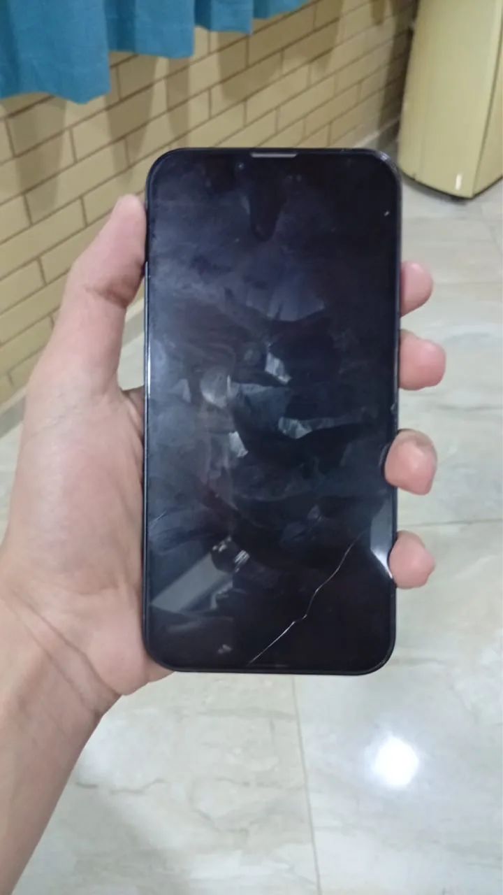 iPhone 13 - Foto 3