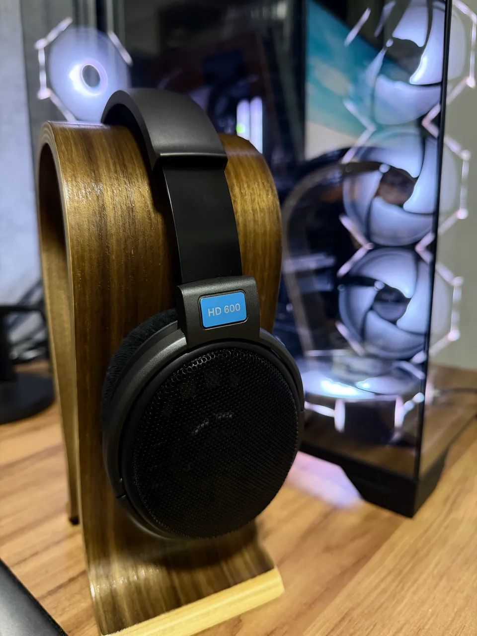 Sennheiser HD 600 大理石 心得] HD600大理石No.86xxx -耳機主觀分享ep - 看板Headphone - 批踢踢