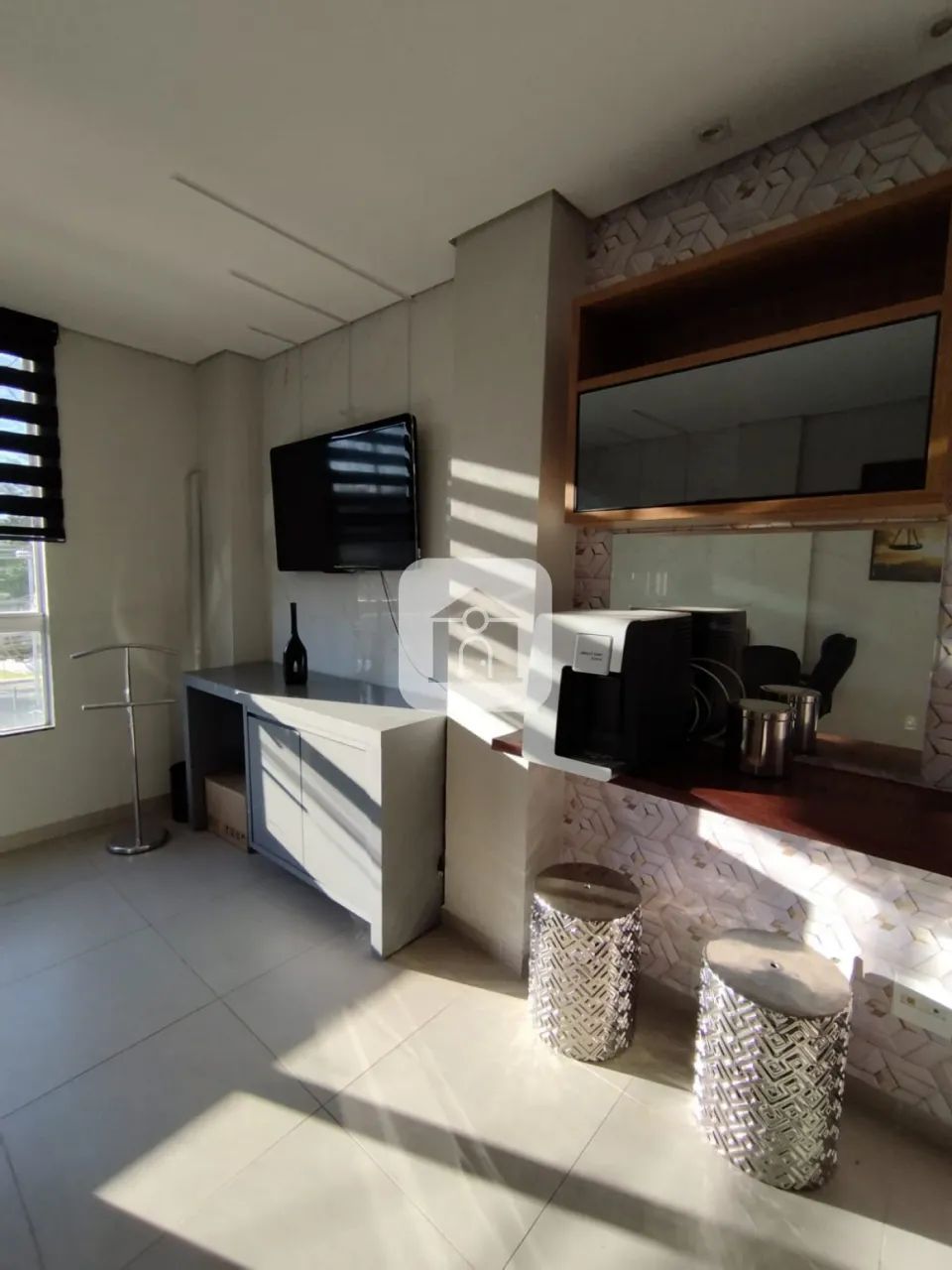 Sala comercial para locação no bairro Tibery - Foto 4