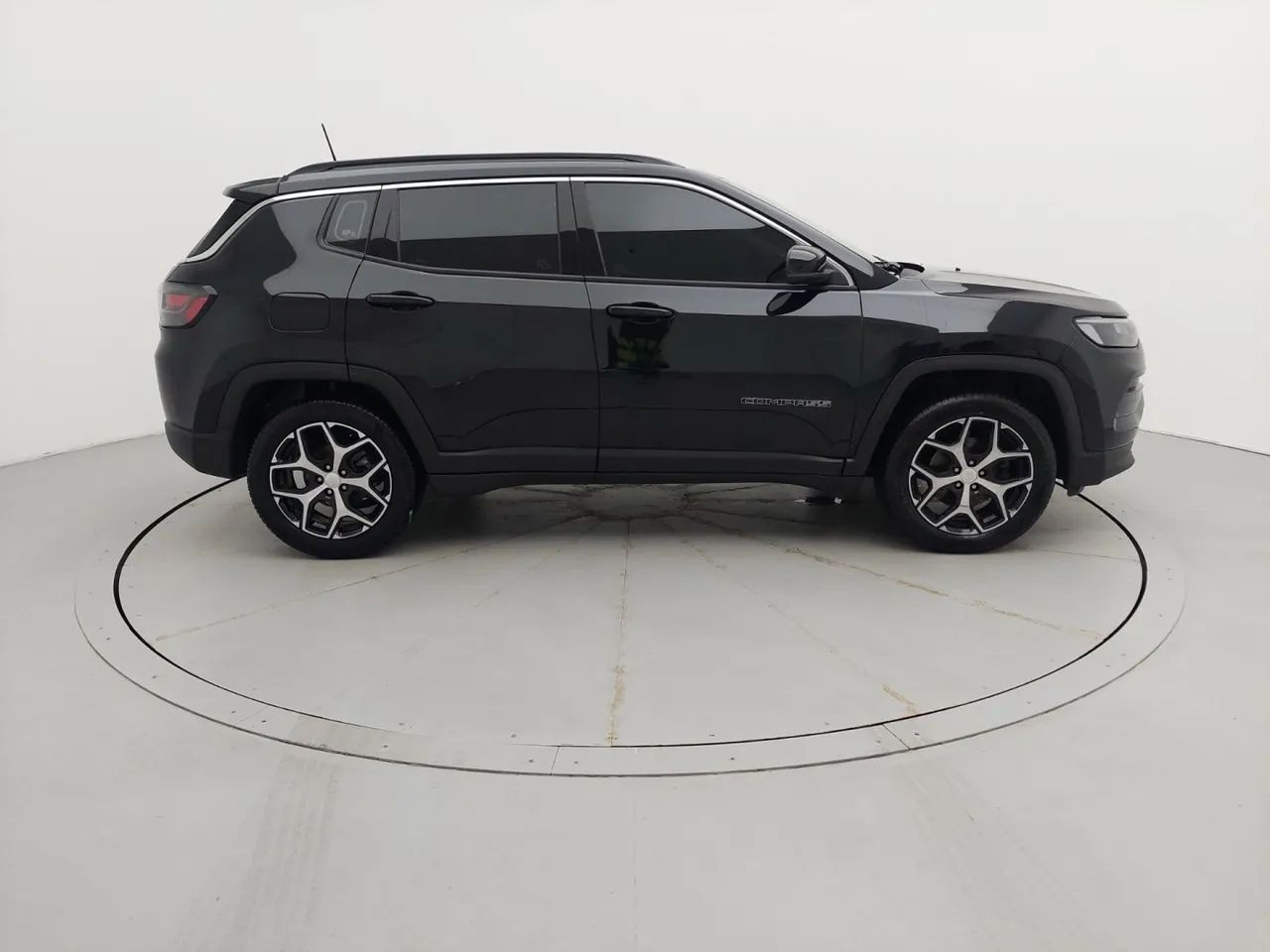 Jeep Compass LONG. T270 1.3 TB 4x2 Flex Aut., foto 6 de 18