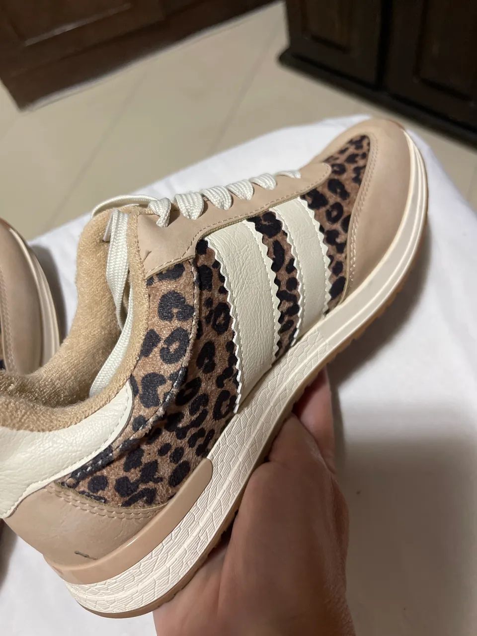 Tênis animal print importado  - Foto 5