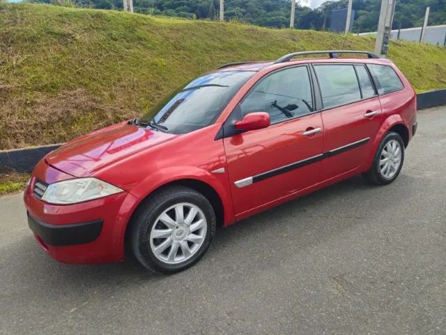 Renault Megane GRAND TOUR DYNAM. HI-FLEX 1.6 16V 2010