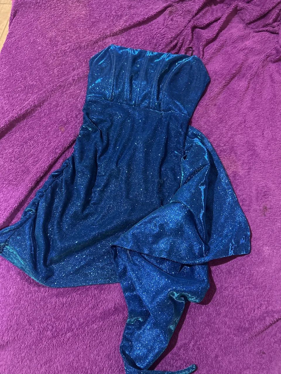 Vestido brilhante azul - Foto 3