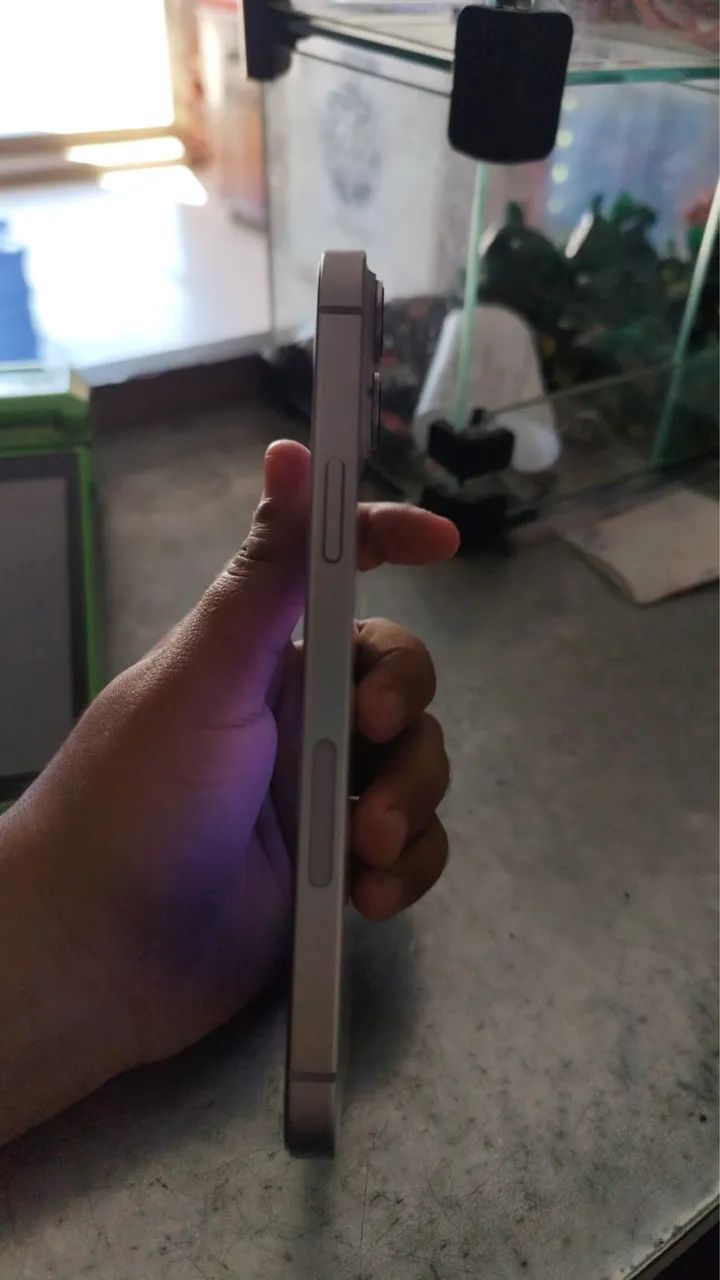 iPhone 14 Plus roxo - Foto 4