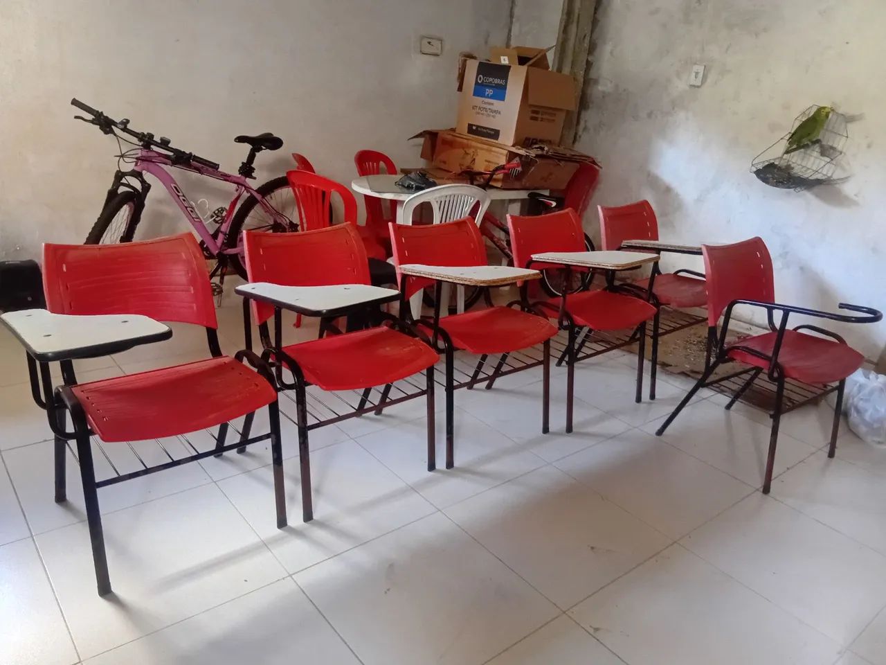 Cadeira escolar...
